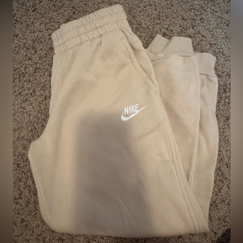 Nike Kids Tan YM sweatpants